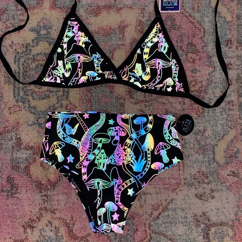 Lyte couture reflective mushroom set